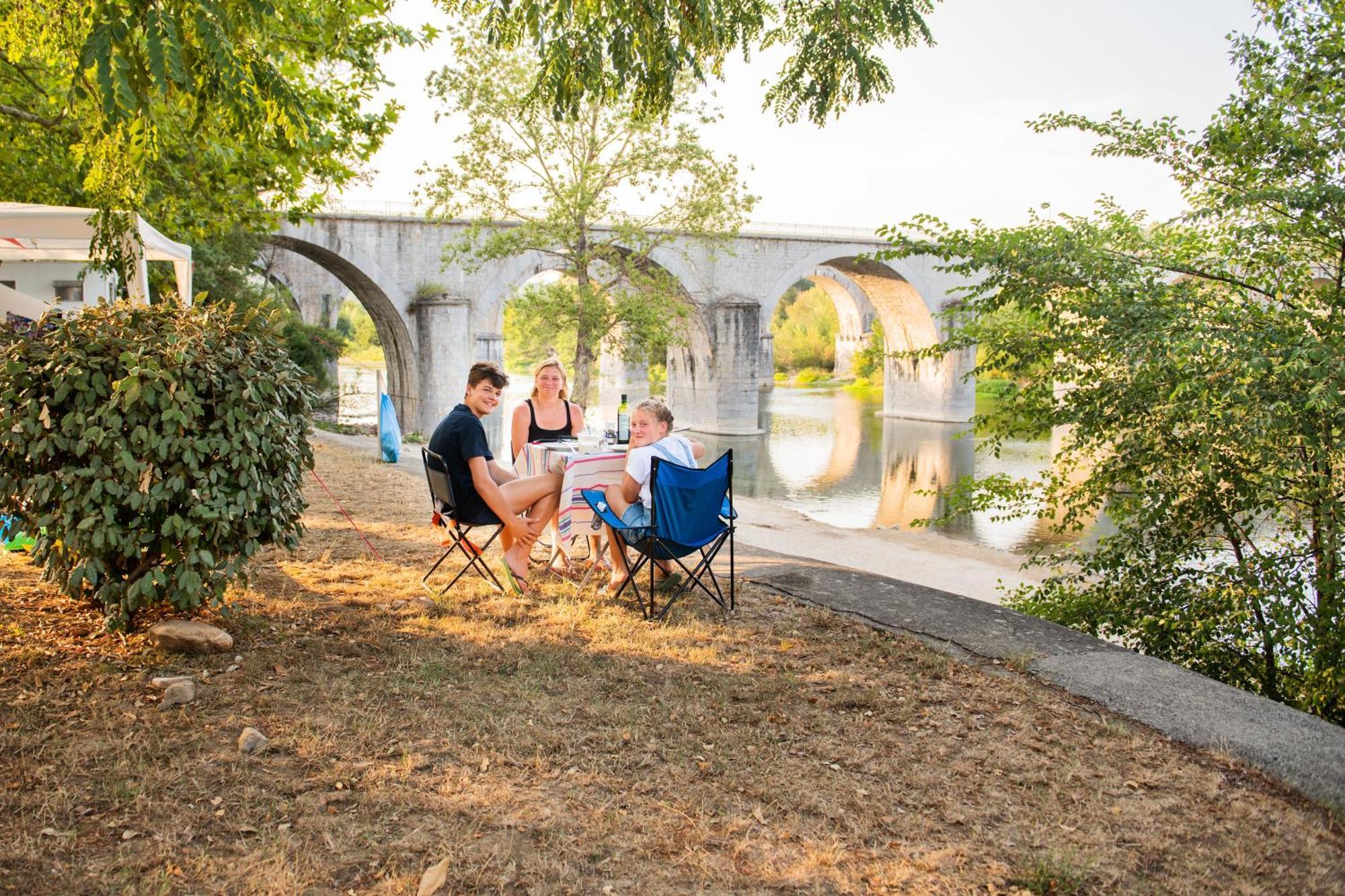 Camping Rcn La Bastide En Ardeche Sampzon Luaran gambar