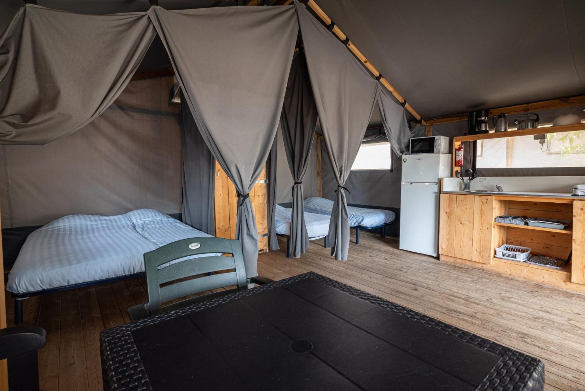 Camping Rcn La Bastide En Ardeche Sampzon Bilik gambar